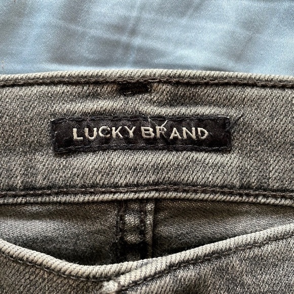 Jeans - Picture 3 of 4